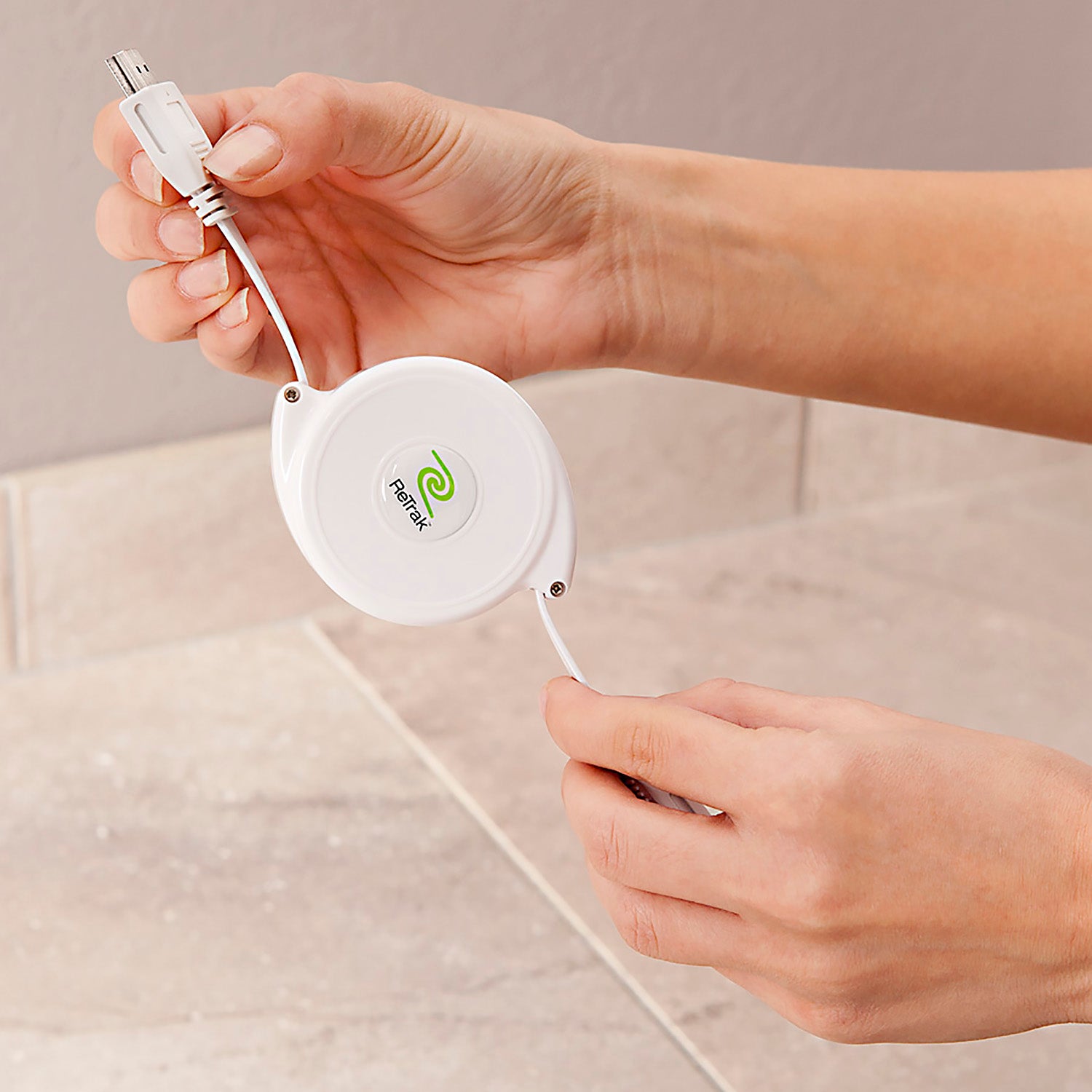 Retractable HDMI Cable | HDMI Cord for 1080p HDTV | Type A to Type A | White