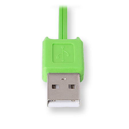 Basics Retractable USB cable saves space, avoids tangles